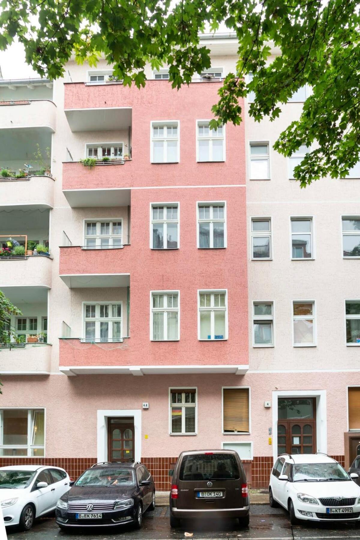 Cozy 2 Room Apartment Next To Hermannstrasse Берлин Экстерьер фото